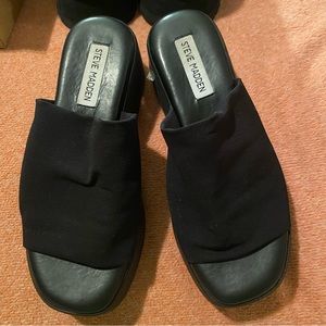 Steve Madden platform sandals